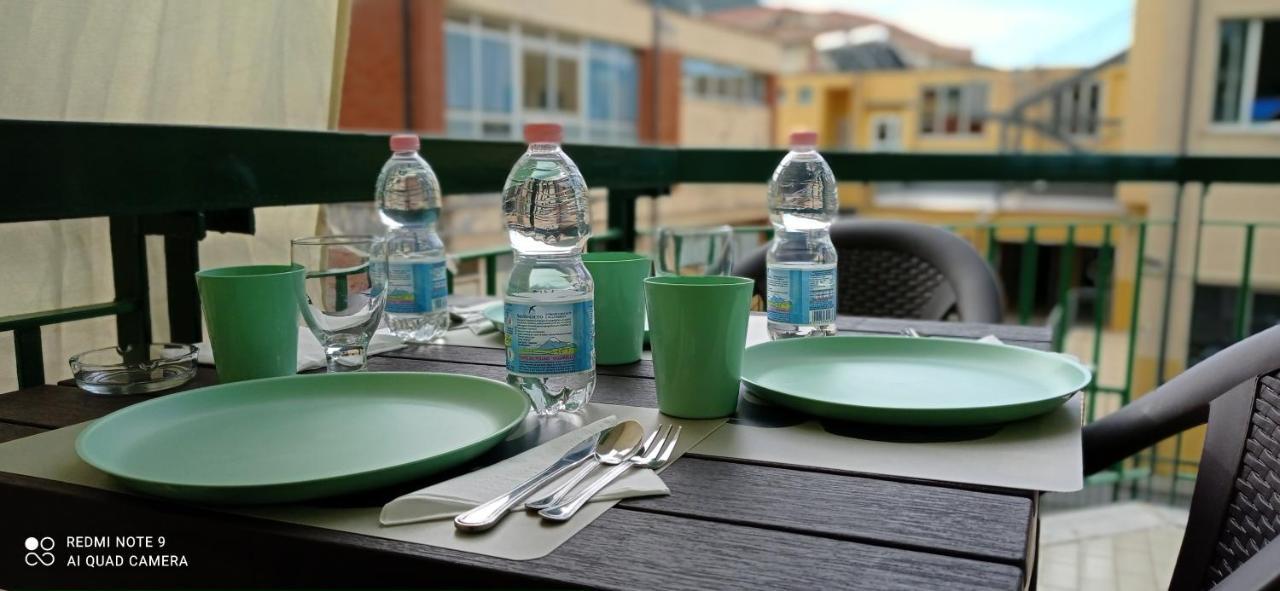 Ad Un Passo Dal Mare Bed & Breakfast Прая а Маре Екстериор снимка