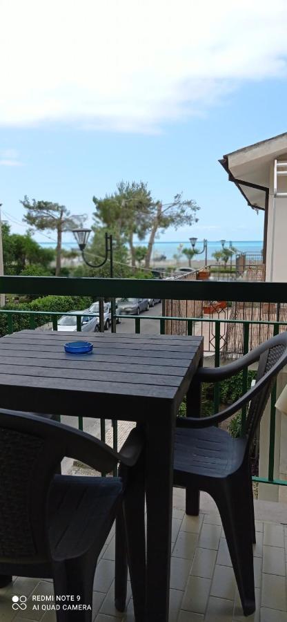 Ad Un Passo Dal Mare Bed & Breakfast Прая а Маре Екстериор снимка