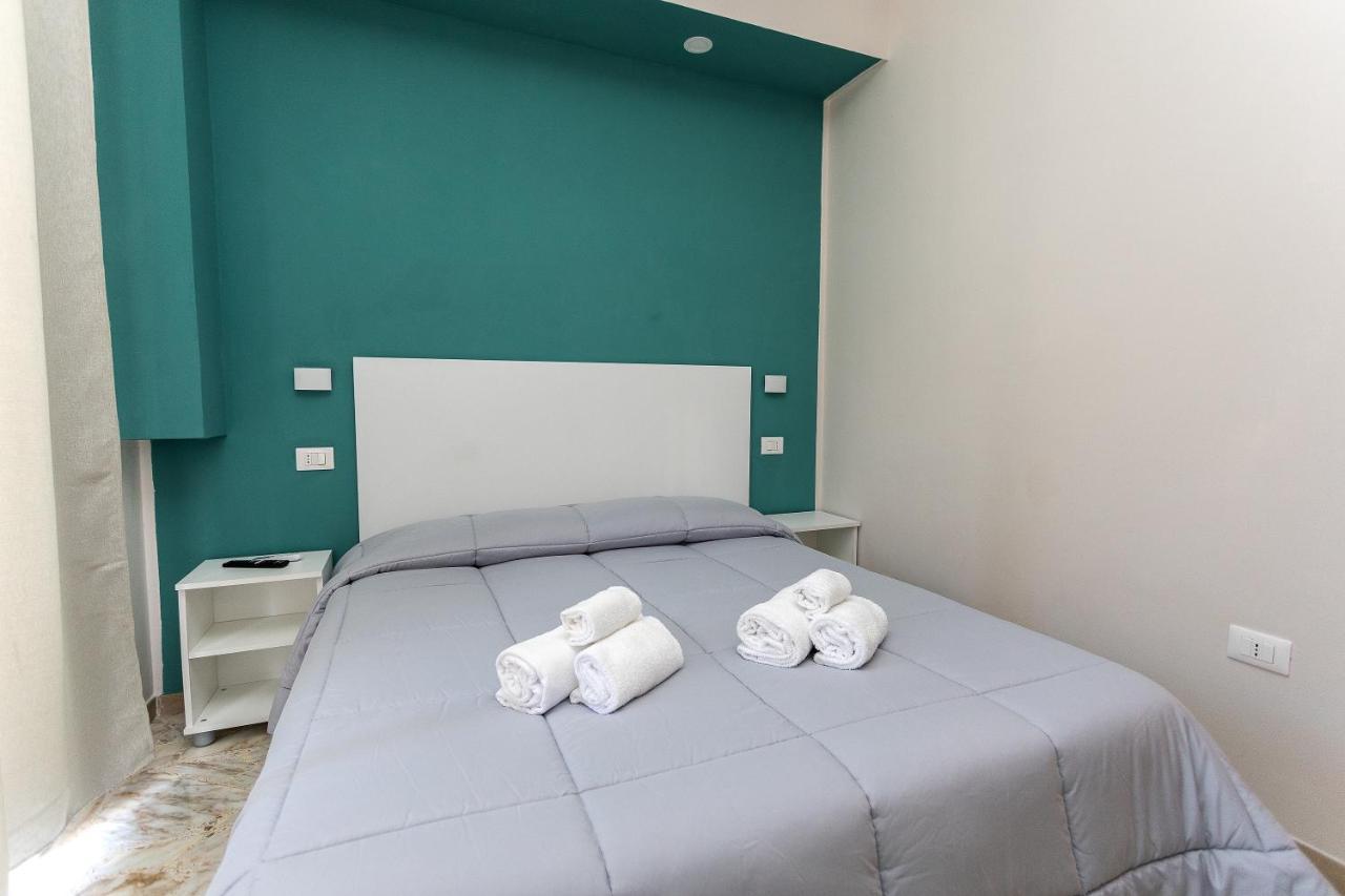 Ad Un Passo Dal Mare Bed & Breakfast Прая а Маре Екстериор снимка