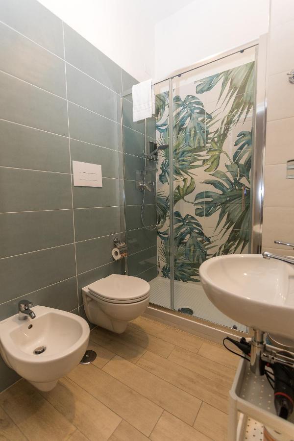Ad Un Passo Dal Mare Bed & Breakfast Прая а Маре Екстериор снимка