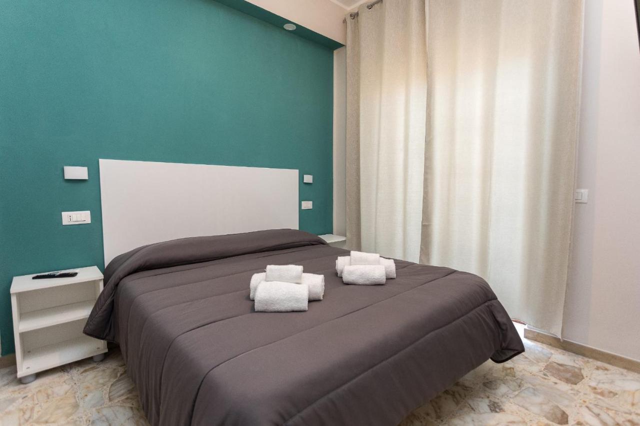 Ad Un Passo Dal Mare Bed & Breakfast Прая а Маре Екстериор снимка