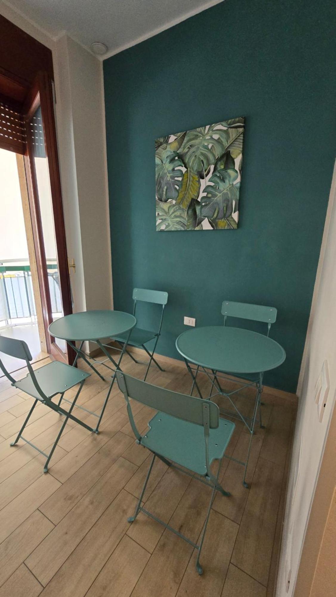 Ad Un Passo Dal Mare Bed & Breakfast Прая а Маре Екстериор снимка